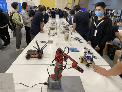 華為變了,鴻蒙進工廠下礦井,手機之外還賣家庭裝修物件